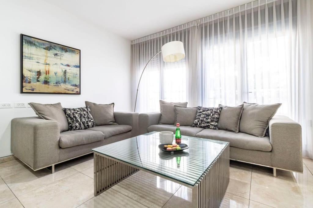 Luxury 3 Bedroom Apt, Harav Kook7 エルサレム エクステリア 写真