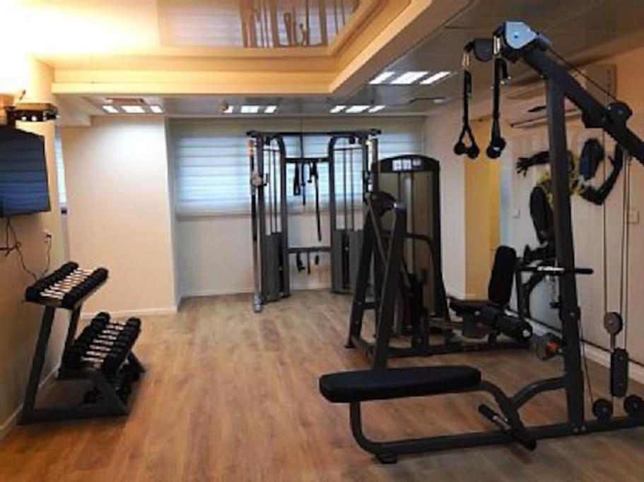 Luxury 3 Bedroom Apt, Harav Kook7 エルサレム エクステリア 写真